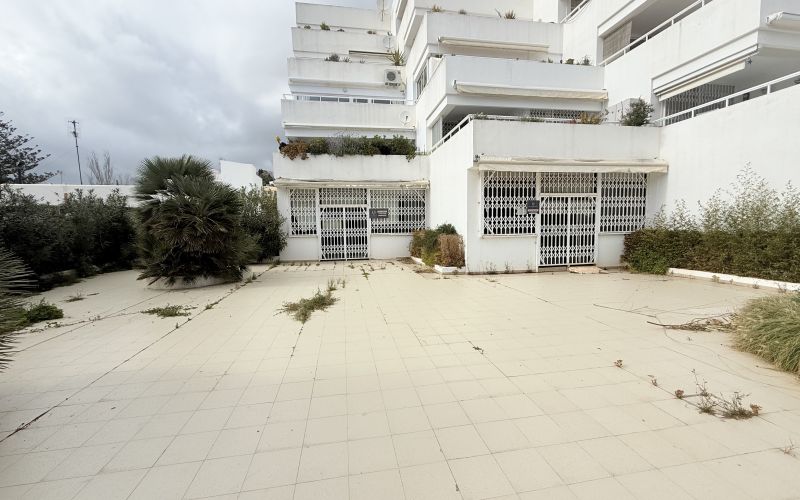 Premises with sea view