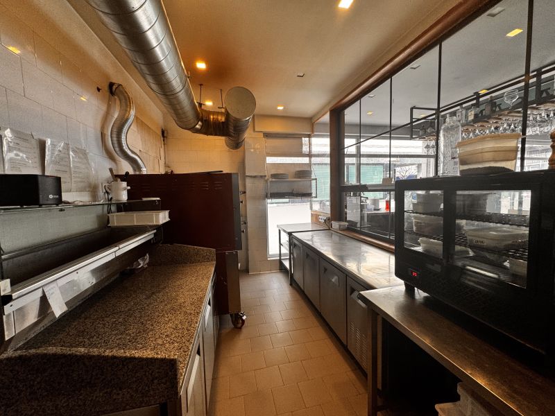 Pizzeria/restaurante en Av. España