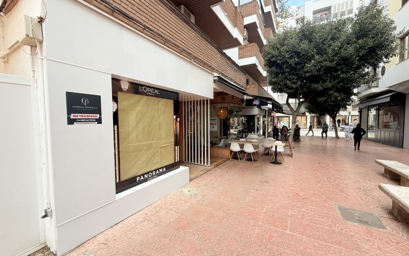 Local en pasaje Metge Antoni Serra