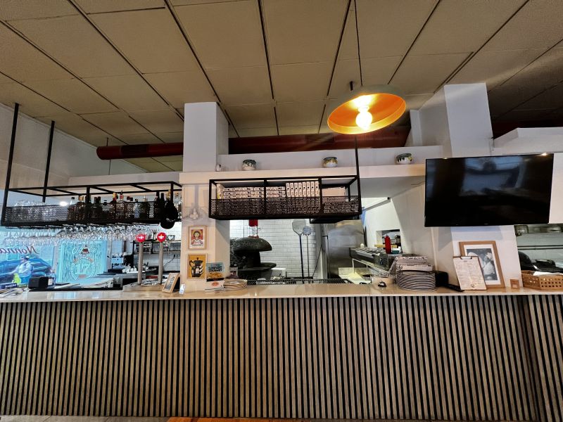-EN TRASPASO- Restaurante pizzeria en calle Aragon