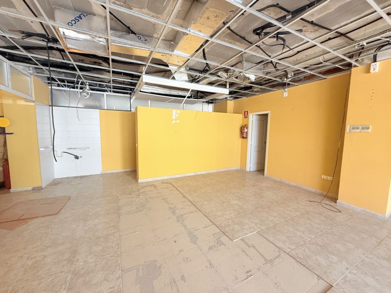 Local comercial con  vista mar