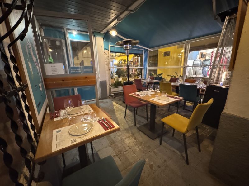 -EN TRASPASO- Restaurante en Bisbe Carrasco