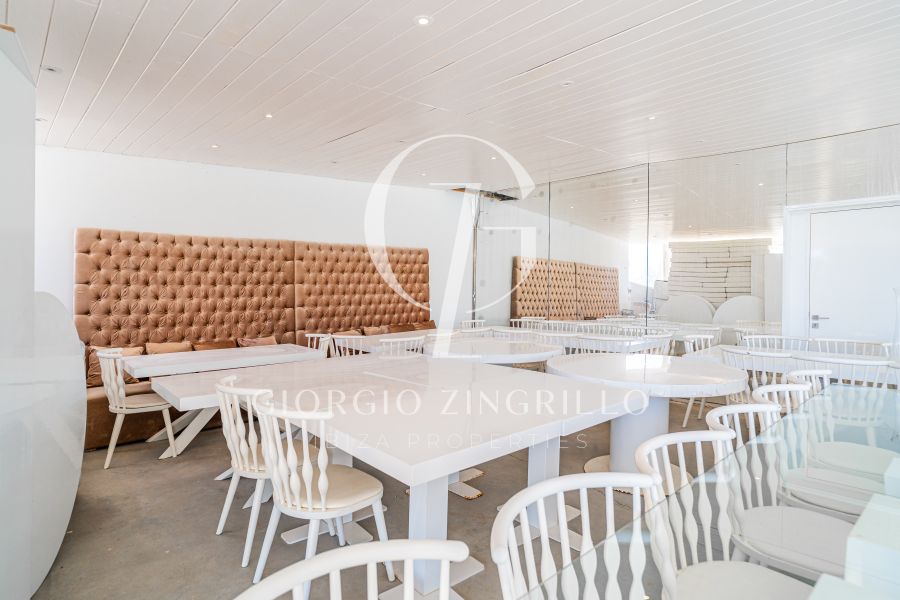 RESTAURANT IN FIRST LINE SEA VIEW CALA TARIDA