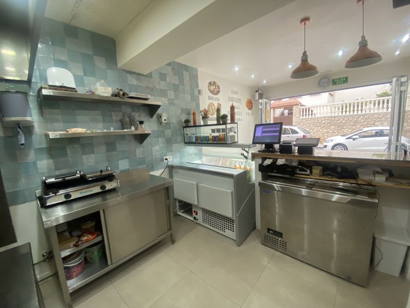 Premises in Carrer de San Antonio