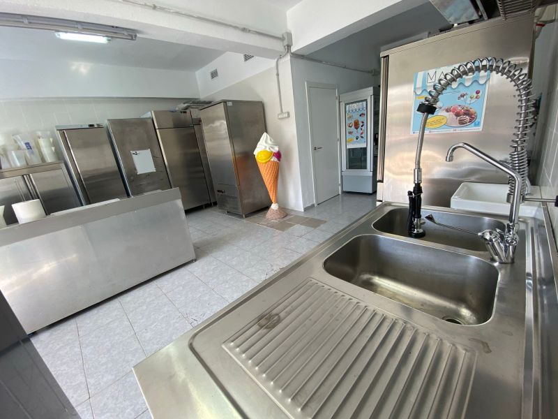 -EN TRASPASO- Laboratorio artesanal de helados en Cas Serres