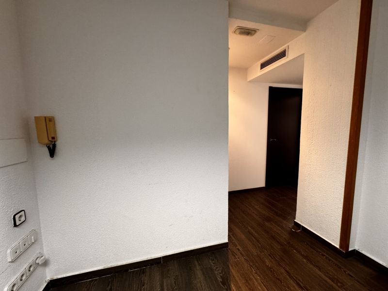 OFFICE FOR SALE IN ISIDORO MACABICH, IBIZA