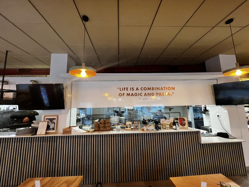 -EN TRASPASO- Restaurante pizzeria en calle Aragon