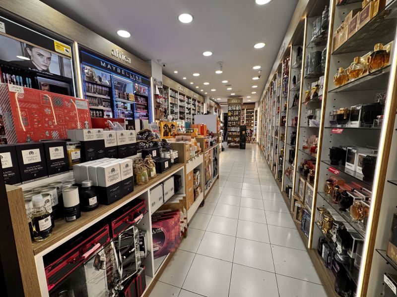 Local en pasaje Metge Antoni Serra