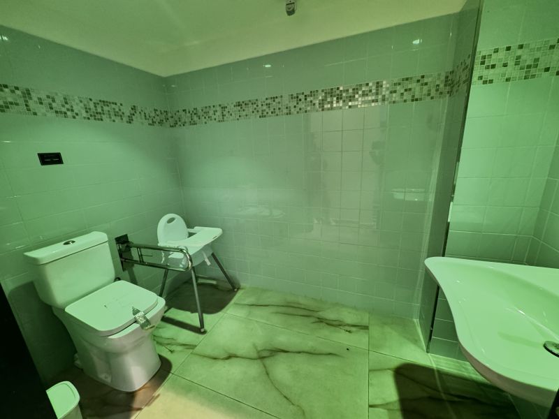 Restauant/bar in Av. España