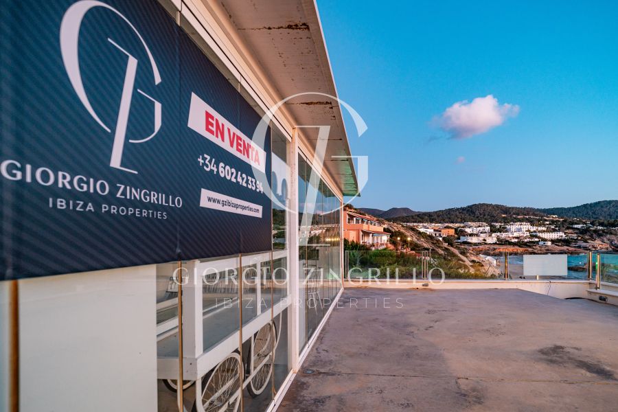 RESTAURANT IN FIRST LINE SEA VIEW CALA TARIDA