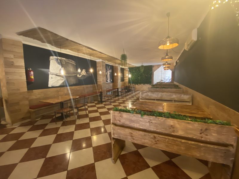 -TRASFER LEASE- BAR RESTAURANT IN CALLE VICENT SERRA Y ORVAY