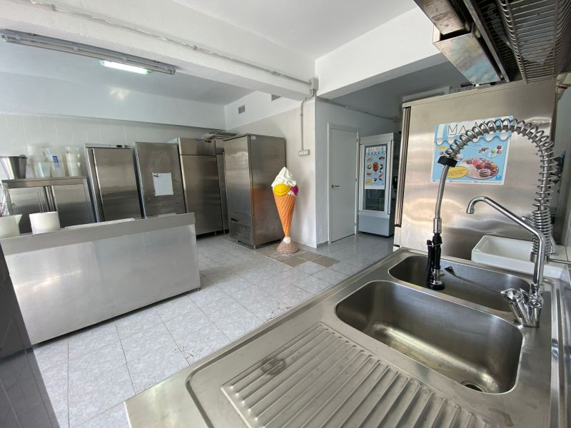 -EN TRASPASO- Laboratorio artesanal de helados en Cas Serres