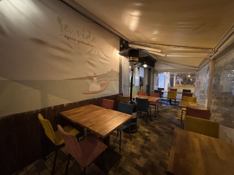 -EN TRASPASO- Restaurante en Bisbe Carrasco