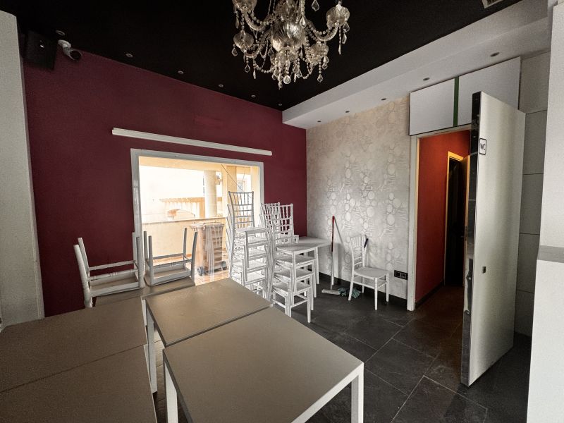 -EN ALQUILER- Restaurante pizzeria en calle Espalmador (FORMENTERA)