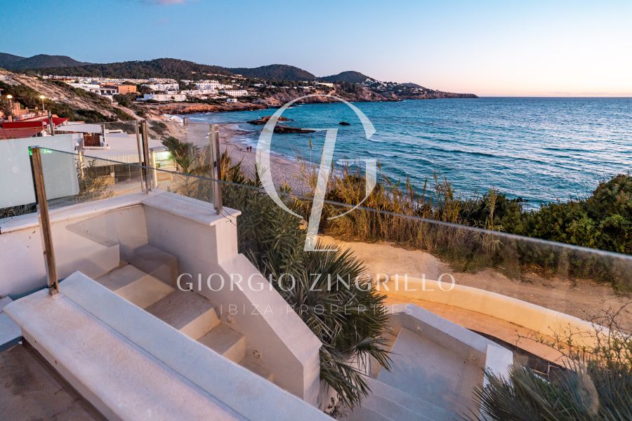 RESTAURANT IN FIRST LINE SEA VIEW CALA TARIDA