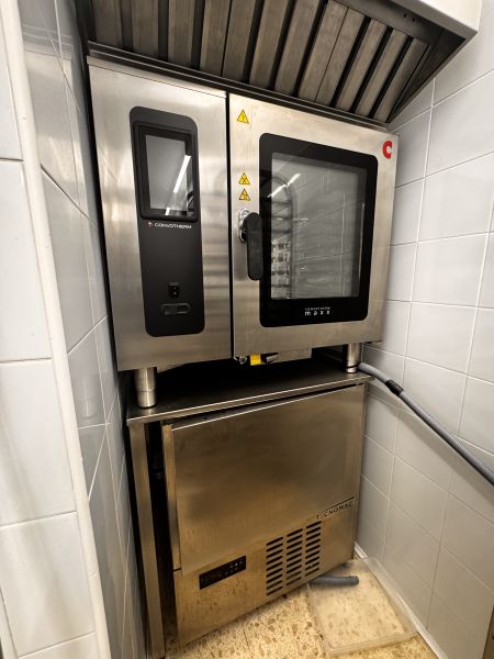 Obrador artesanal para la  preparación de pizza/pan.