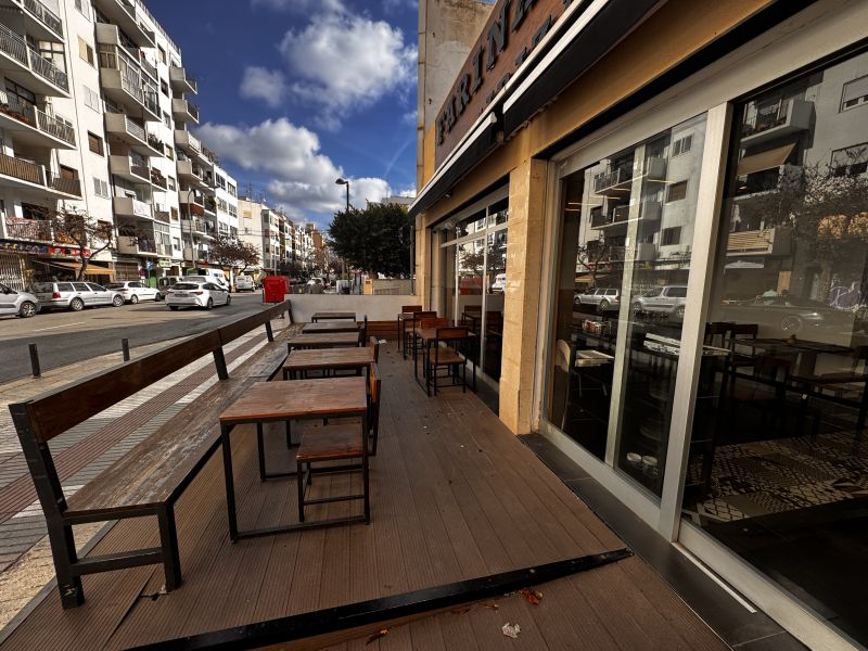 Pizzeria/restaurante en Av. España