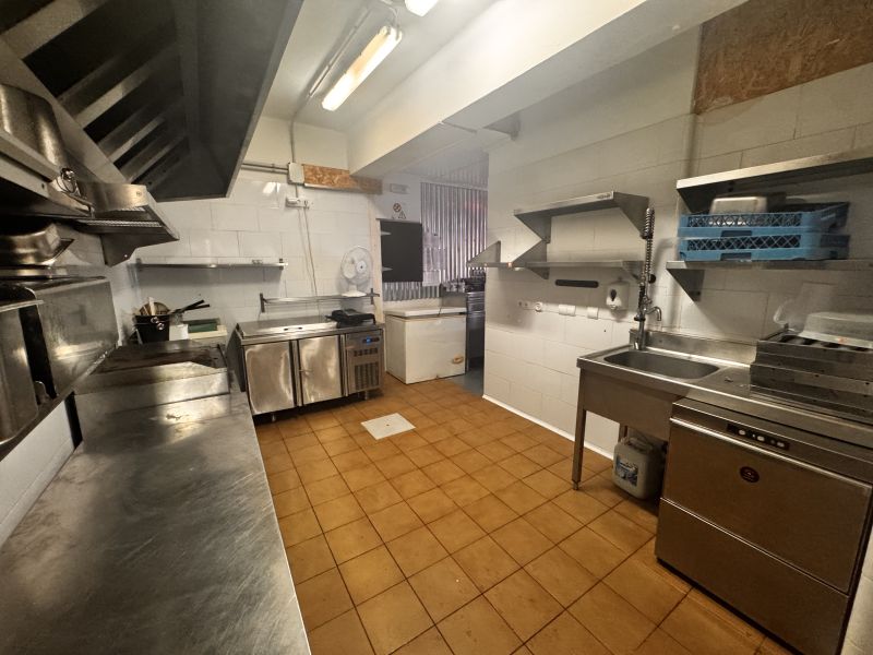 Restaurante en calle General Prim