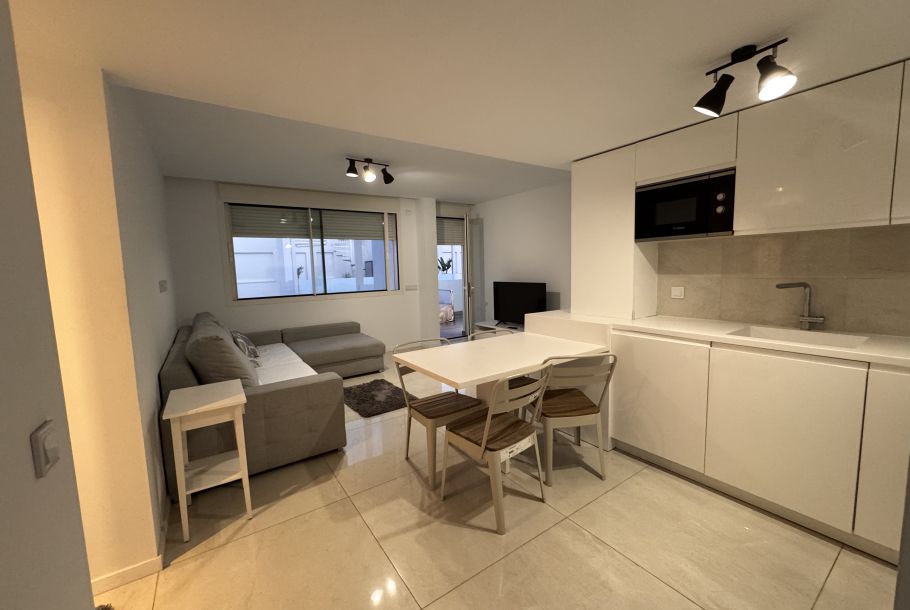 Apartment with rooftop in Cala de Bou