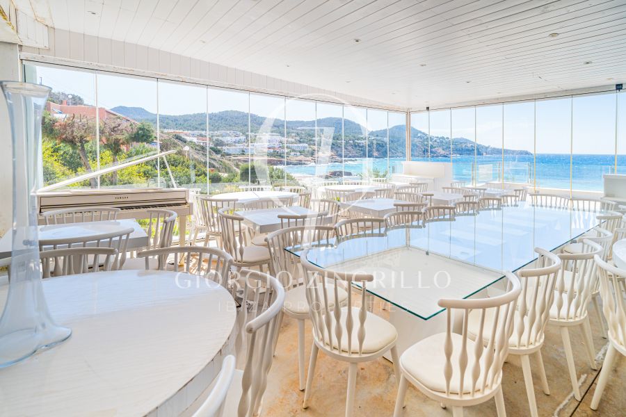 RESTAURANT IN FIRST LINE SEA VIEW CALA TARIDA