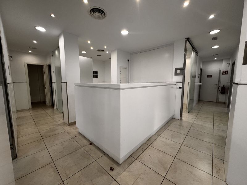 -ON RENT- PREMISES IN IGNACIO WALLIS