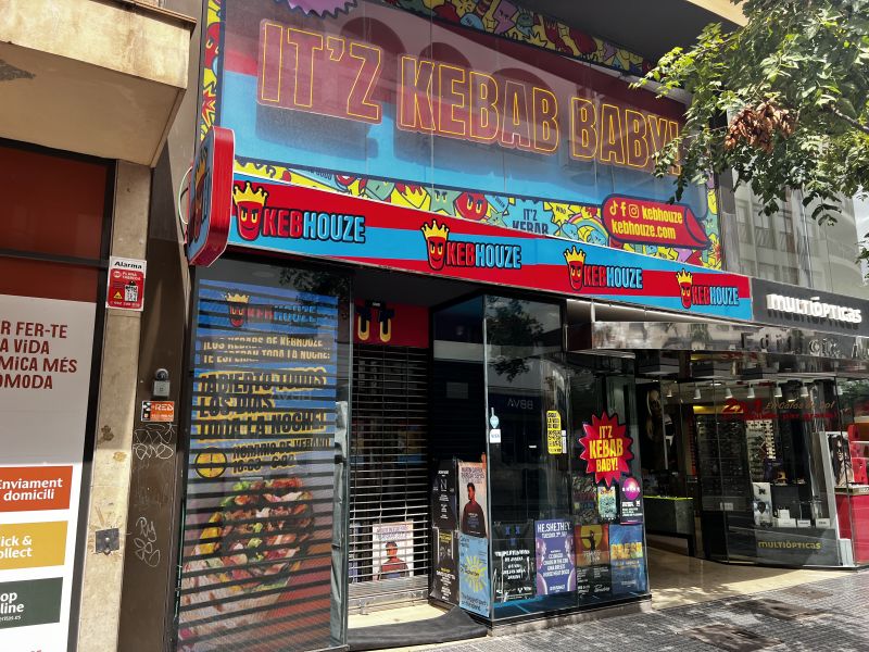 Restaurante  en avenida d’Espanya.