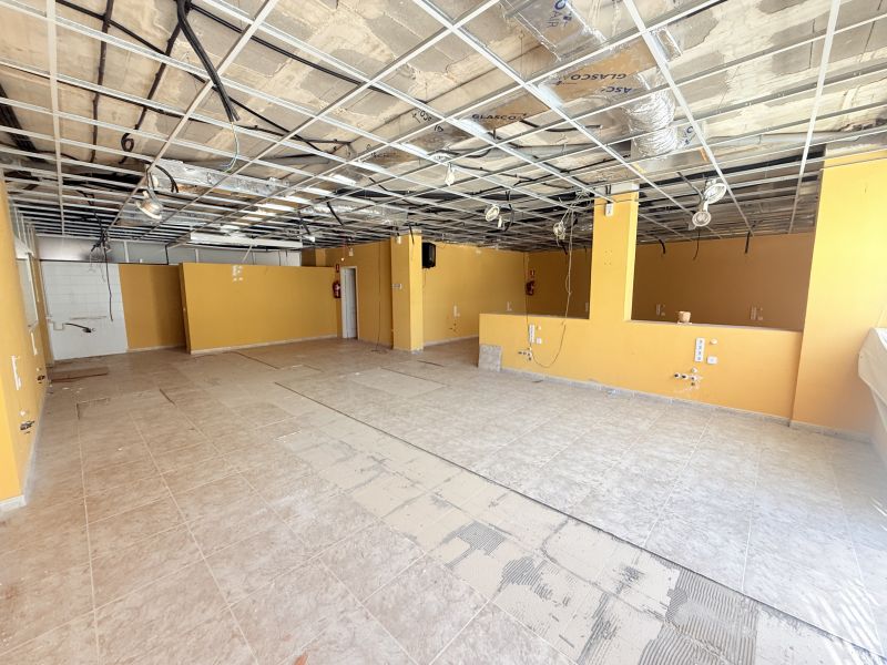 Local comercial con vista mar