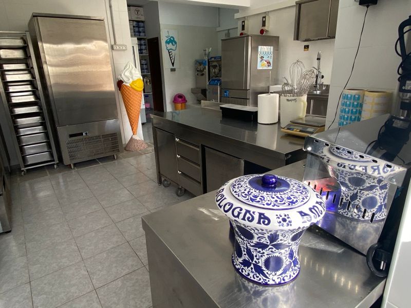 -EN TRASPASO- Laboratorio artesanal de helados en Cas Serres