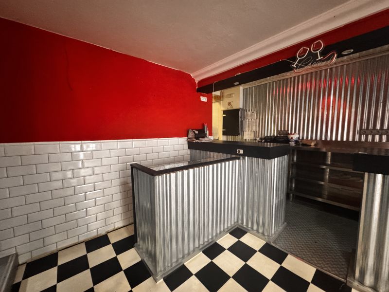 Restaurante en calle General Prim