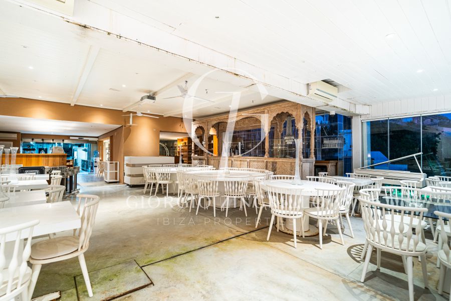 RESTAURANT IN FIRST LINE SEA VIEW CALA TARIDA