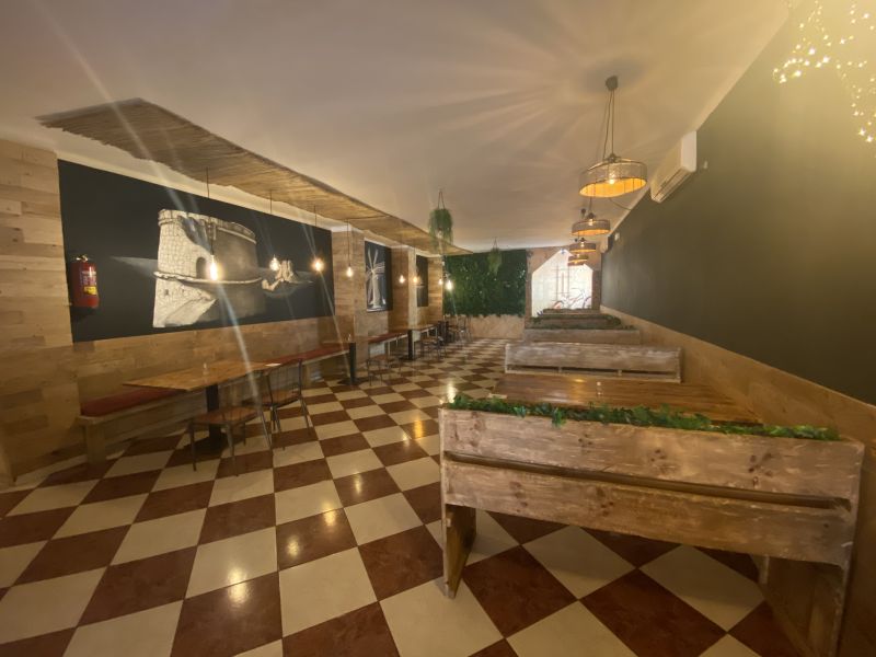 -TRASFER LEASE- BAR RESTAURANT IN CALLE VICENT SERRA Y ORVAY