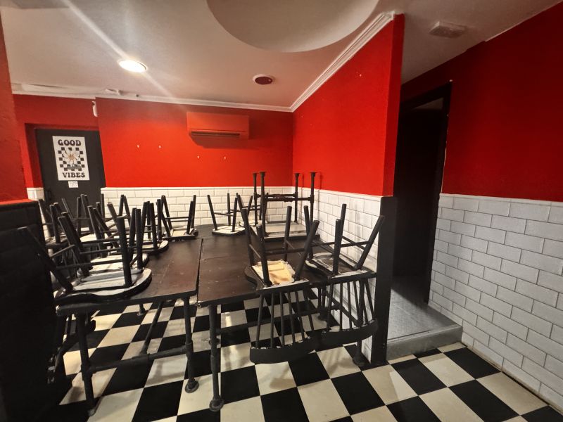 Restaurante en calle General Prim