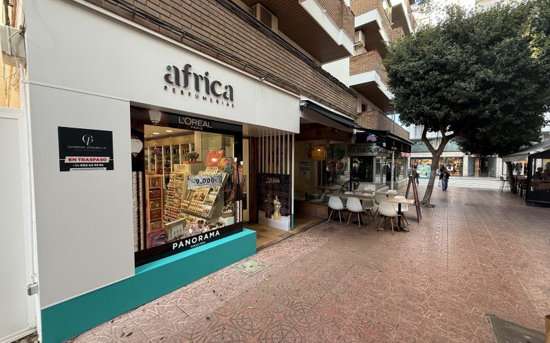 Local en pasaje Metge Antoni Serra