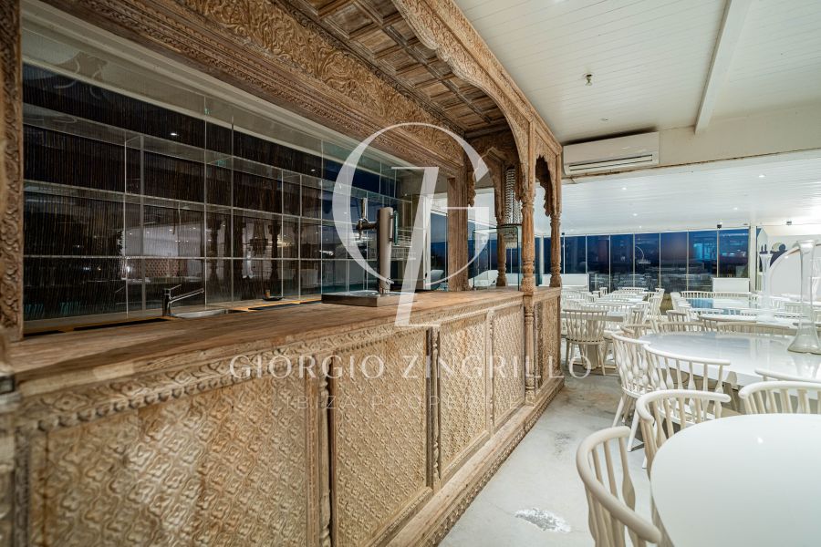 RESTAURANT IN FIRST LINE SEA VIEW CALA TARIDA
