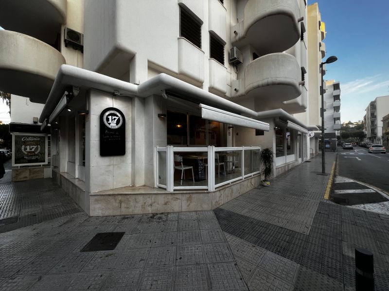 -EN TRASPASO- Restaurante pizzeria en calle Aragon
