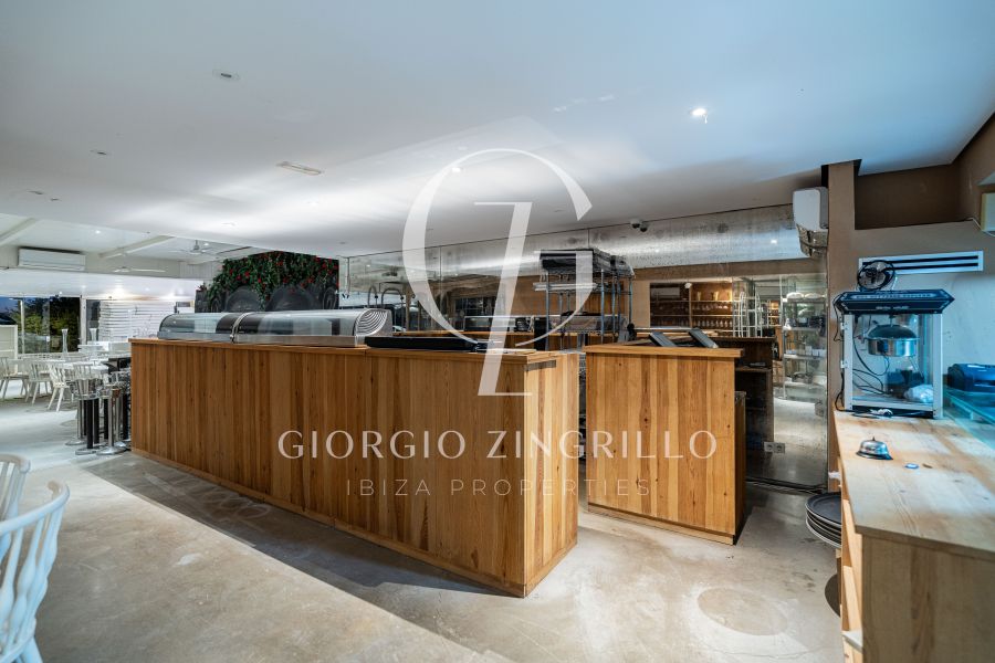 RESTAURANT IN FIRST LINE SEA VIEW CALA TARIDA