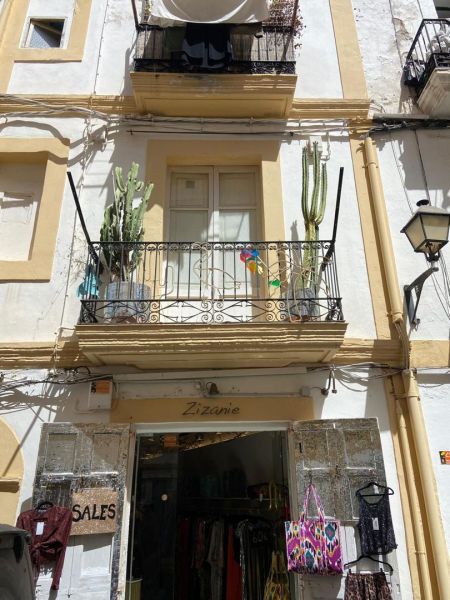 Boutique in calle Montgri