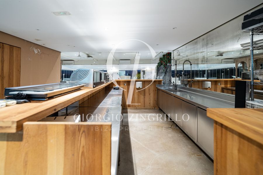 RESTAURANT IN FIRST LINE SEA VIEW CALA TARIDA