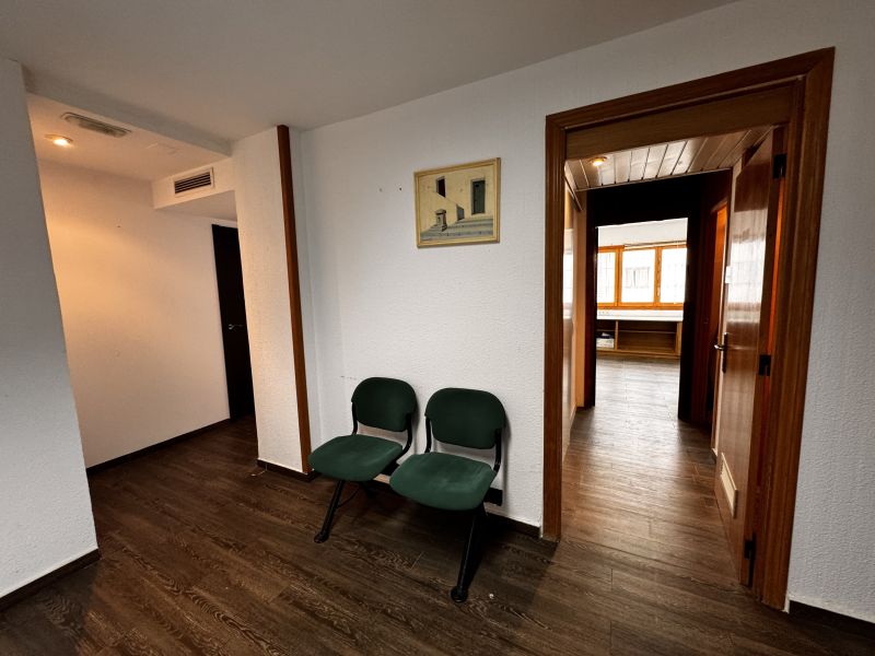 OFFICE FOR SALE IN ISIDORO MACABICH, IBIZA