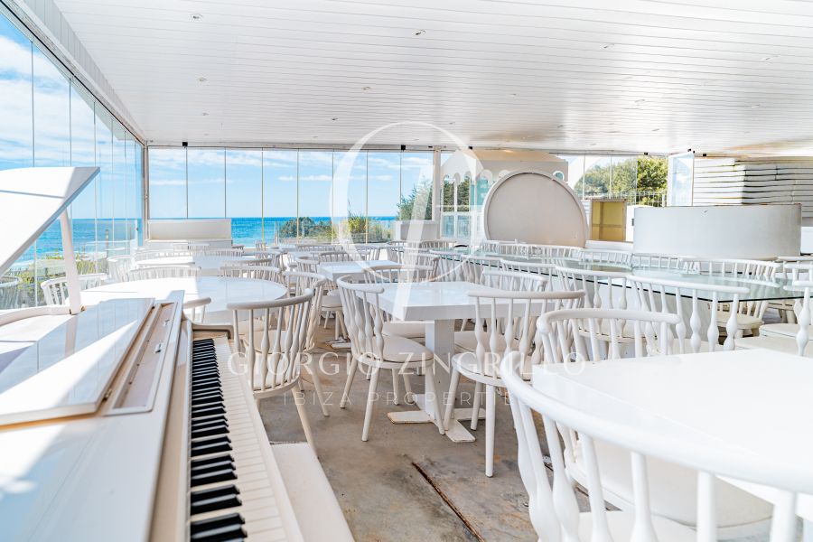 RESTAURANT IN FIRST LINE SEA VIEW CALA TARIDA