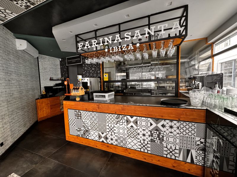 Pizzeria/restaurante en Av. España